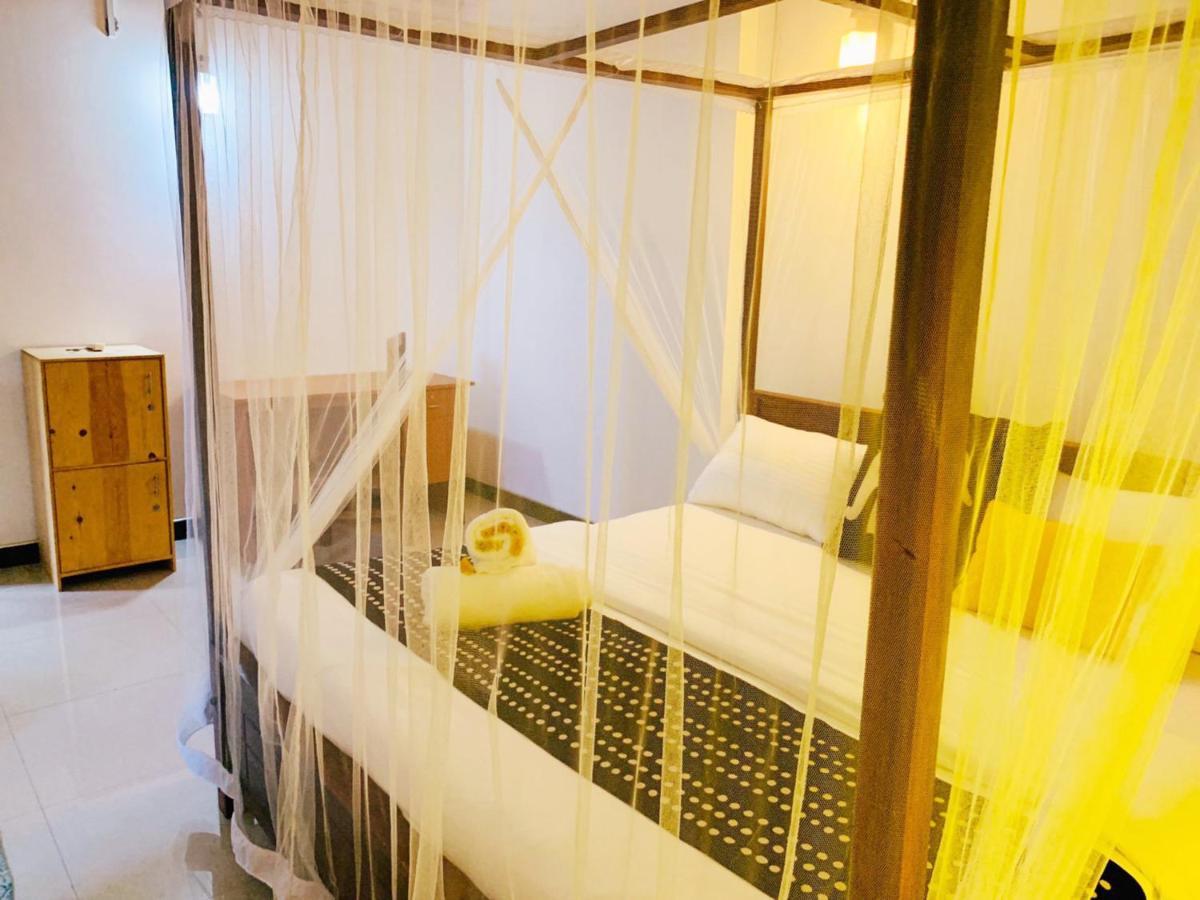 Vitamin Sea Hostel Innディックウェラ エクステリア 写真