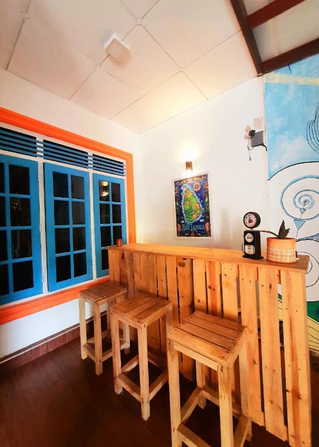 Vitamin Sea Hostel Innディックウェラ エクステリア 写真